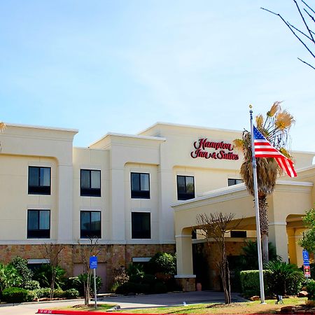 Hampton Inn & Suites College Station Exterior photo